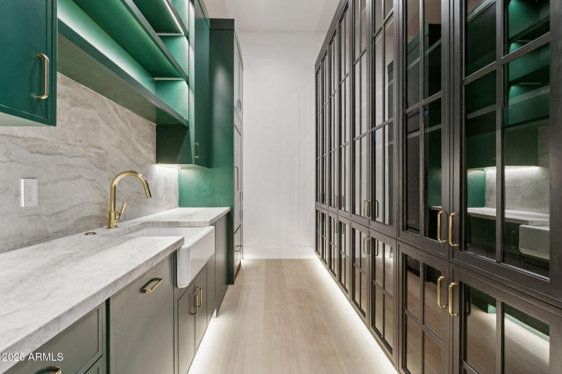 Butler Pantry