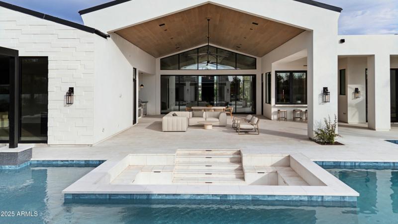 Pool/Patio
