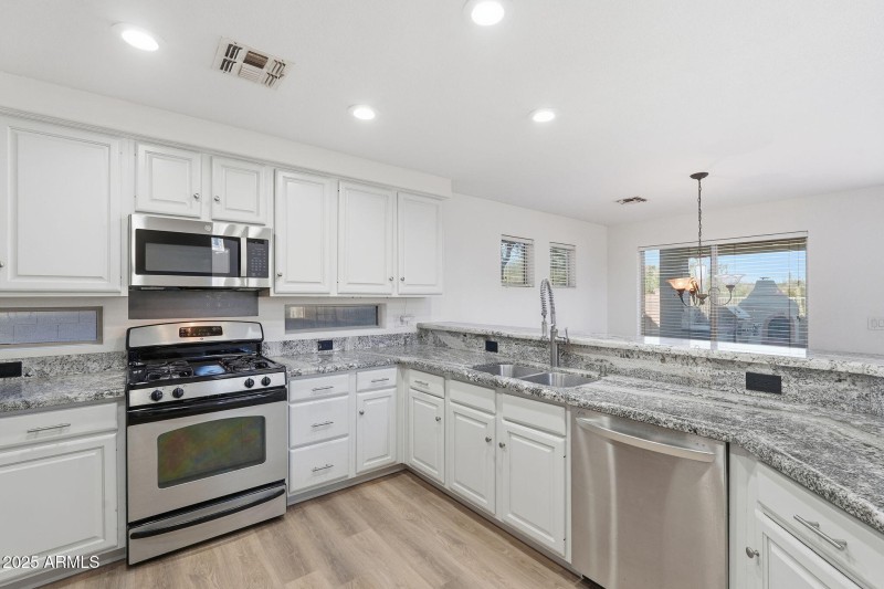 9-web-or-mls-010_ListerPros