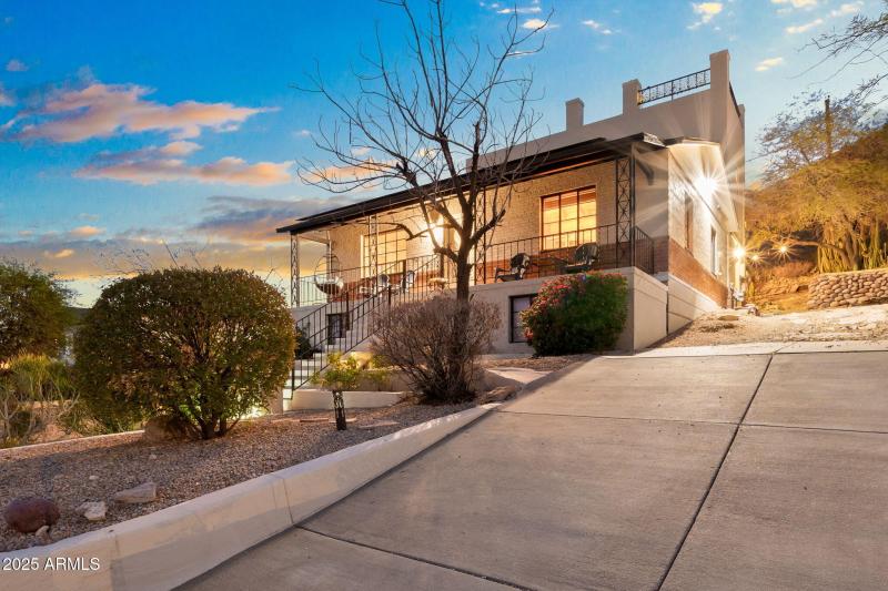 3-web-or-mls-9626 N 1st Ave - MLS Images