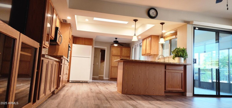 BEAUTIFUL ENTERTAINMENT CENTER