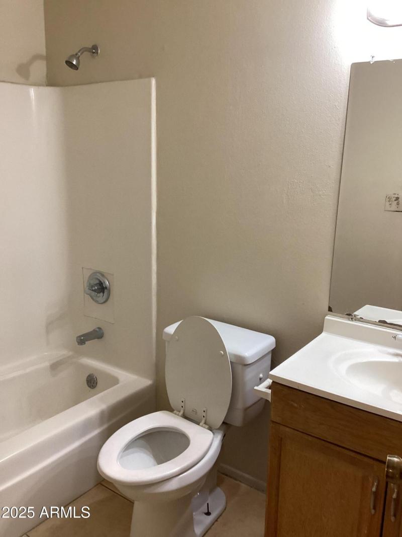 Hallway Bathroom2 - Copy