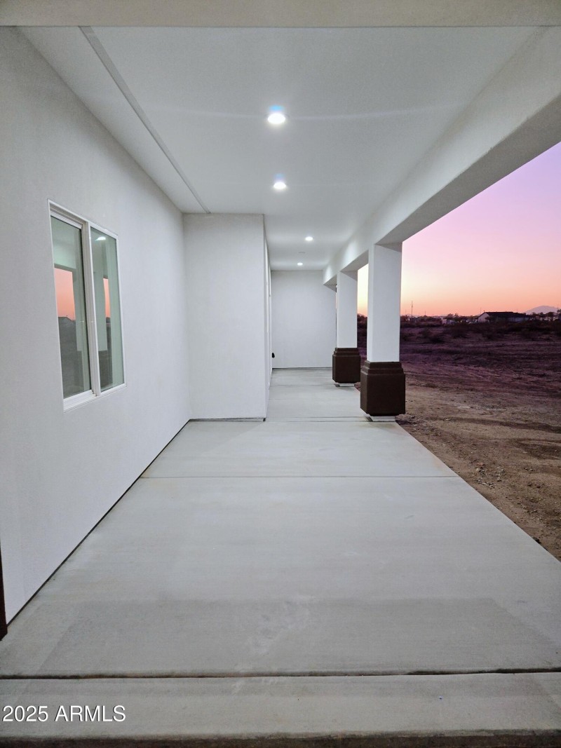 Extended Sunset Back Pation