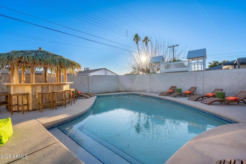 55-web-or-mls-PML04483-HDR