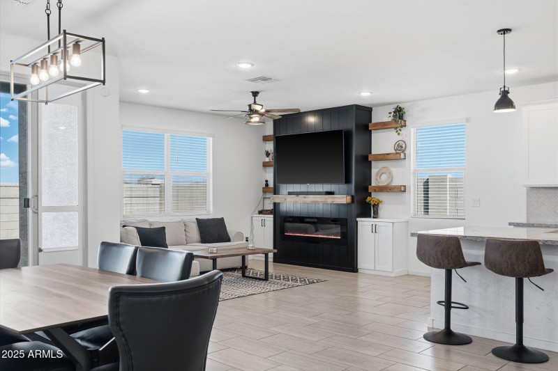 005___4624 W Hannah St