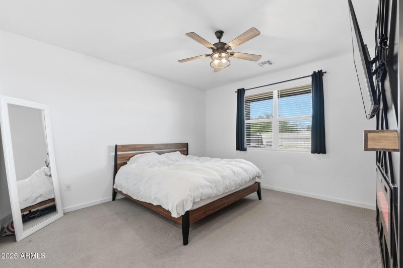 011___4624 W Hannah St