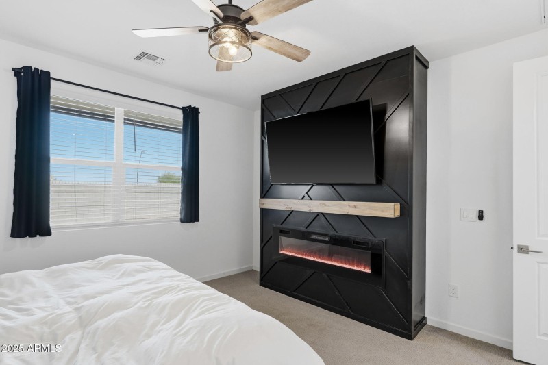 012___4624 W Hannah St