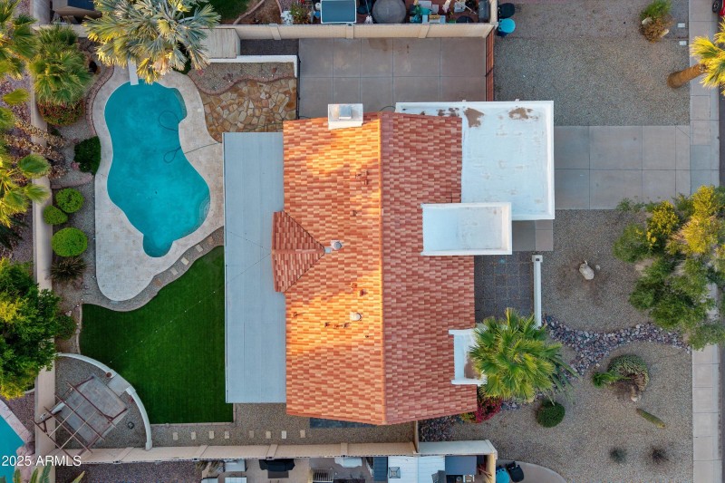 11-DJI_20251022173615_0124_D