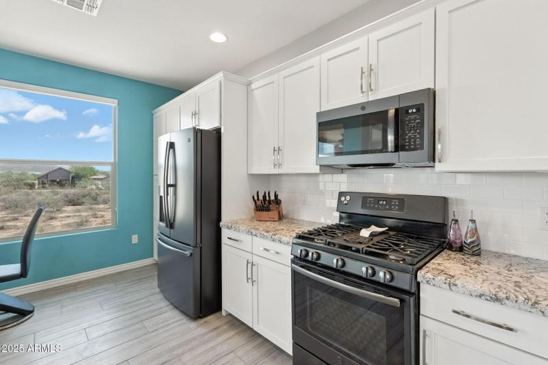 11-web-or-mls-Bronco-11