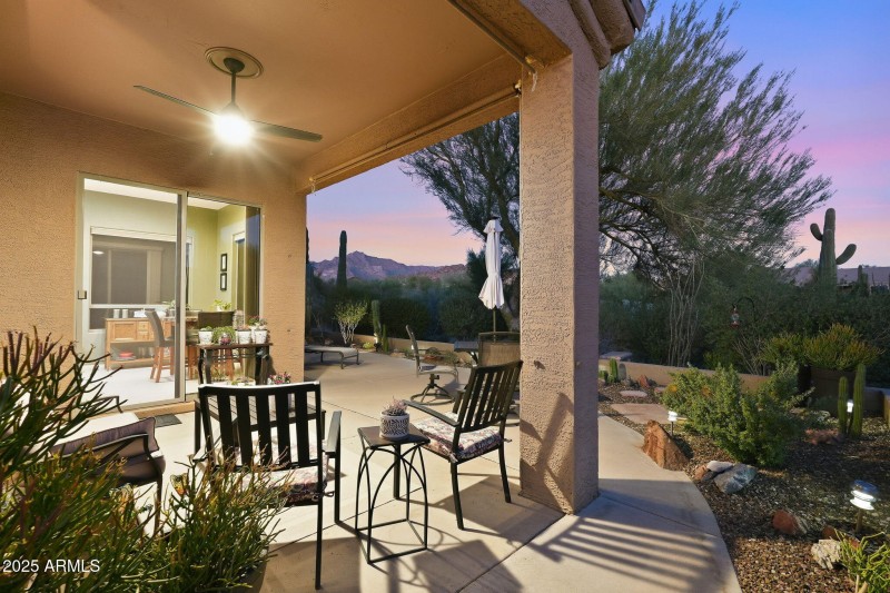 76-web-or-mls-ListerPros-twilight-6