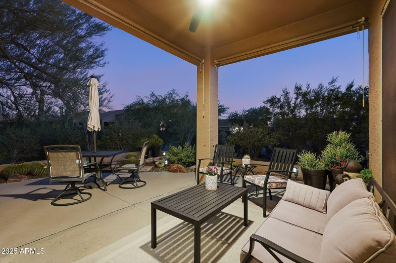 78-web-or-mls-ListerPros-twilight-8