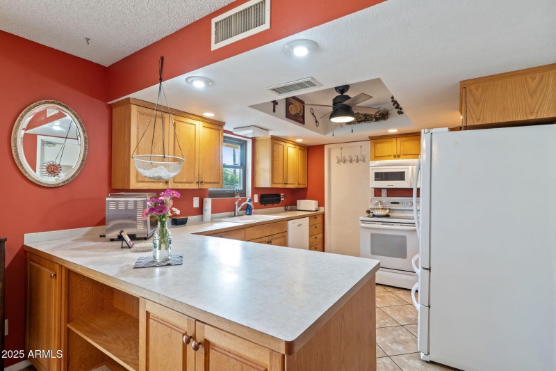 NEW MICROWAVE/DISHWASHER