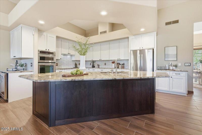 074-6218_E_Morning_Vista_Staged_77