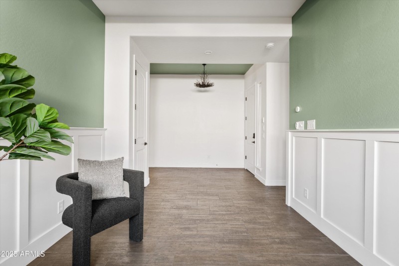 Sitting Area off Entry