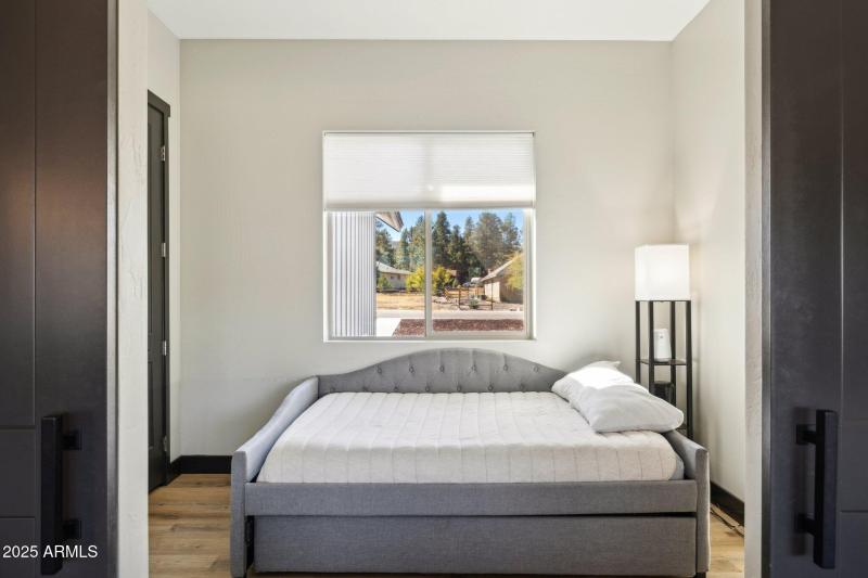 31-web-or-mls-2762-w-highland-meadows-dr