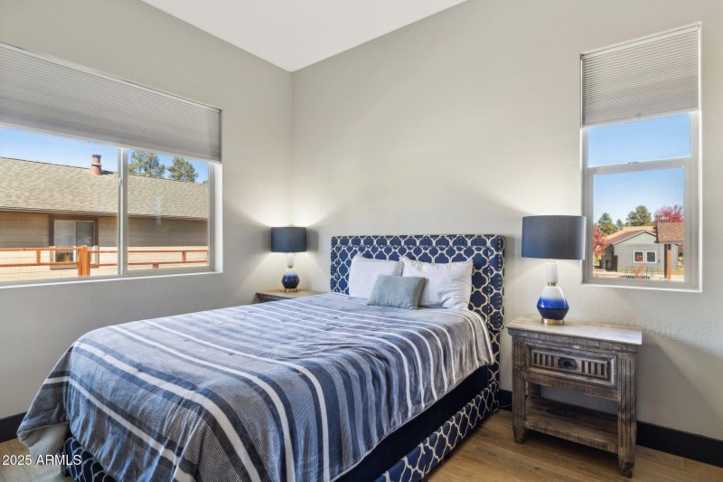 27-web-or-mls-2762-w-highland-meadows-dr