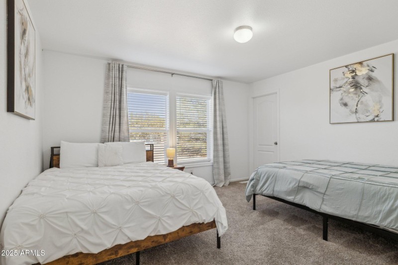 15-web-or-mls-2314-e-clear-point-way