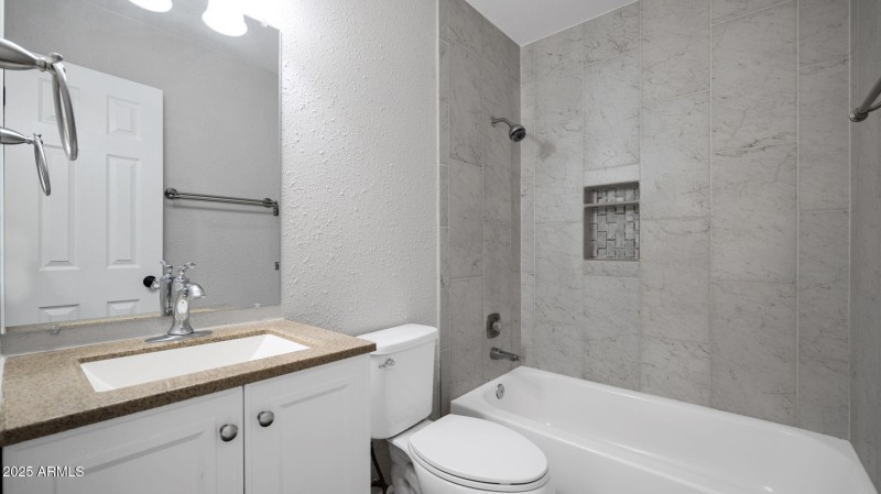 11-web-or-mls-P1309460