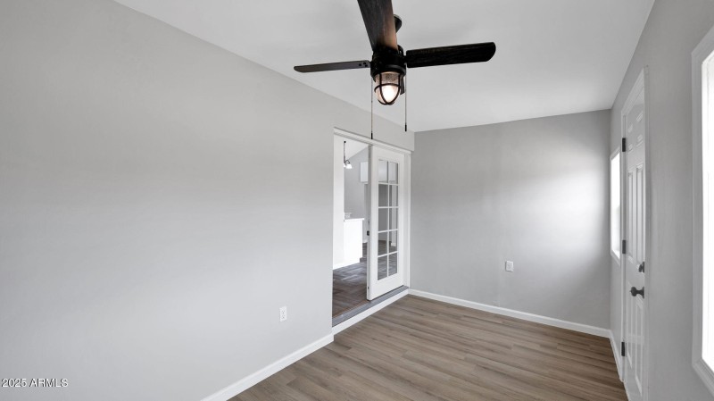 18-web-or-mls-P1309469