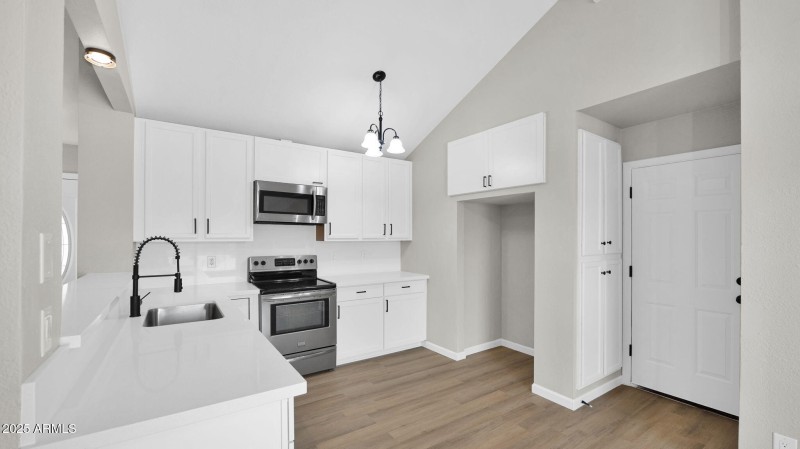 47-web-or-mls-P1321841