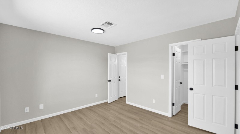 45-web-or-mls-P1321818