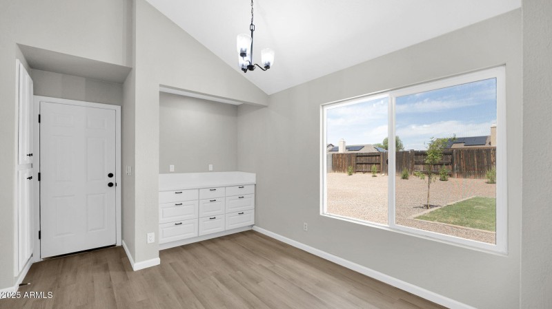 50-web-or-mls-P1321839