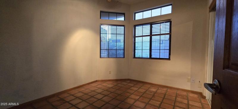 Resized_20251024_082449