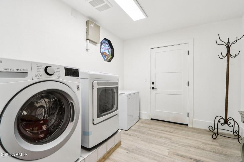 50-web-or-mls-S Tuzigoot Dr-S2410-050