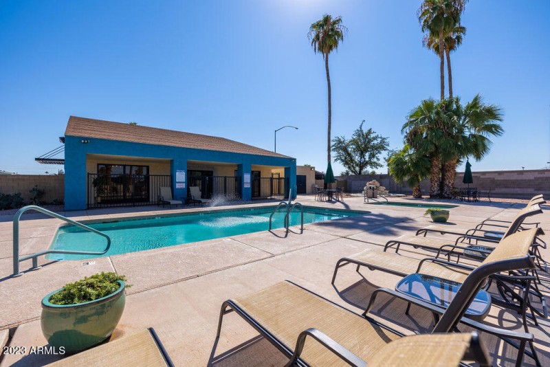 Pool - palmharborestates-21