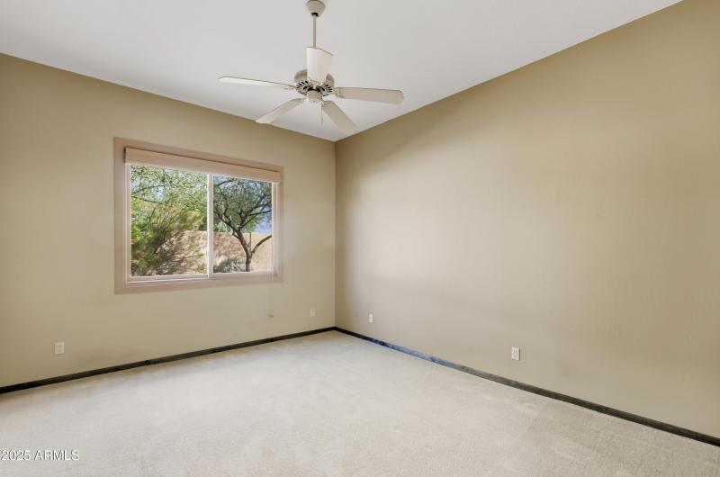 31-6218_E_Morning_Vista_Ln_30