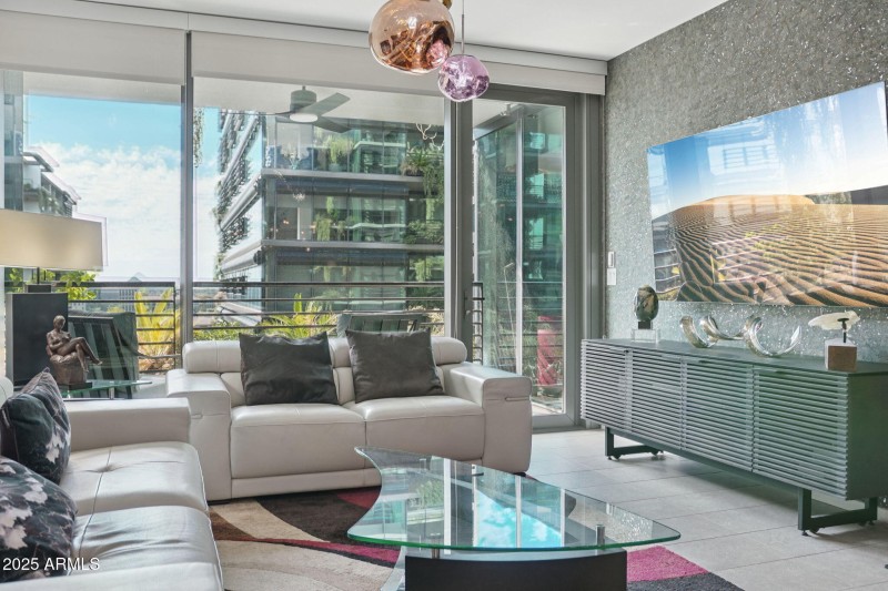 44-web-or-mls-E Kierland Blvd-L2310r-028