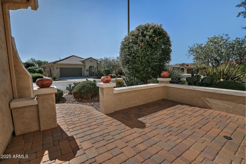 7382 W Silver Spring Way-large-007-028-C