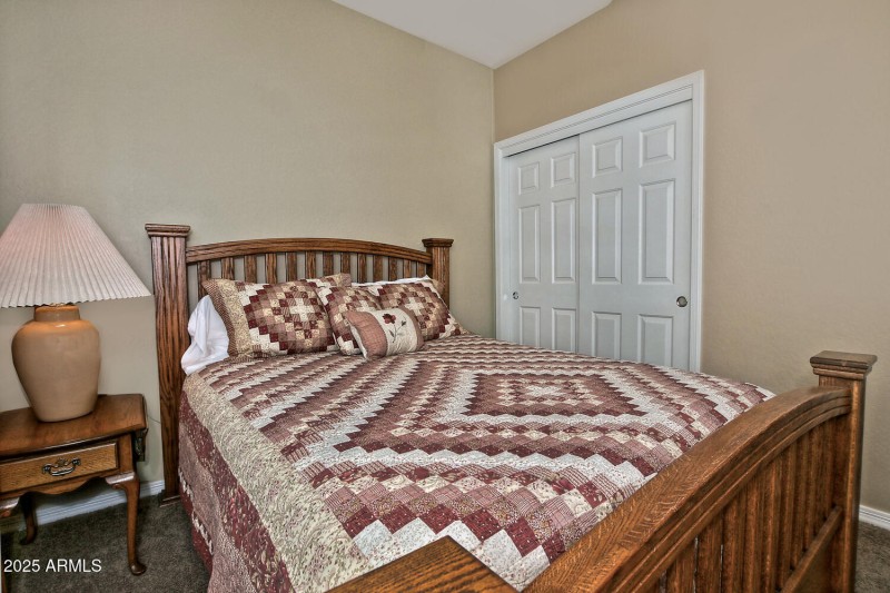 7382 W Silver Spring Way-large-033-021-B