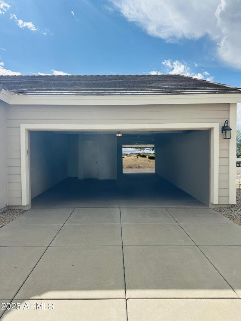 3 car Garage