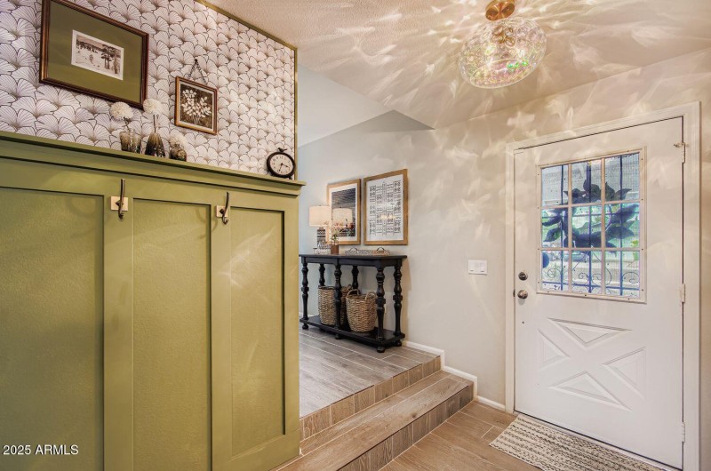 5827 W Mescal St - Web Quality - 007 - 0