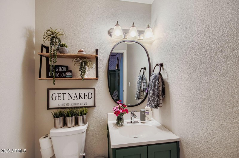 5827 W Mescal St - Web Quality - 018 - 1