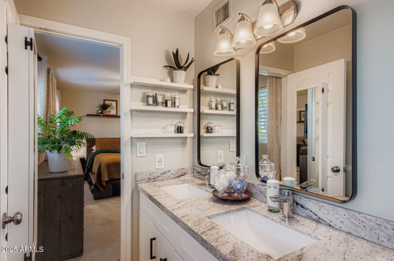 5827 W Mescal St - Web Quality - 023 - 2