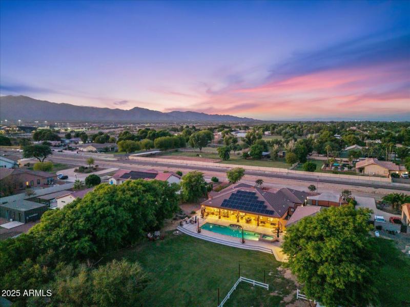 5-DJI_20251023181330_0328_D