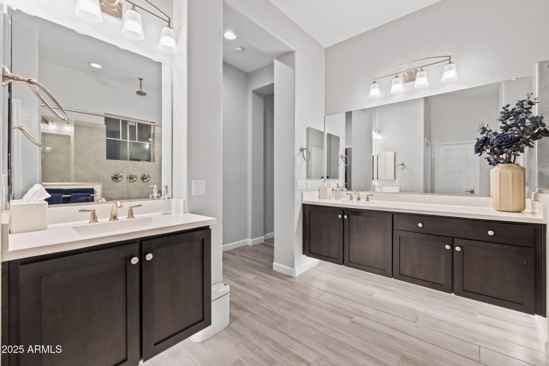 1127 N Quinn Mesa - 379