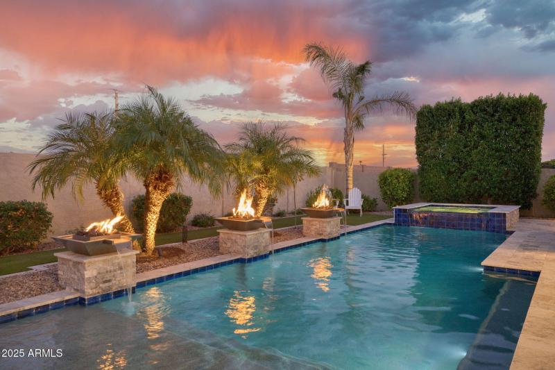 1127 N Quinn Mesa - 628