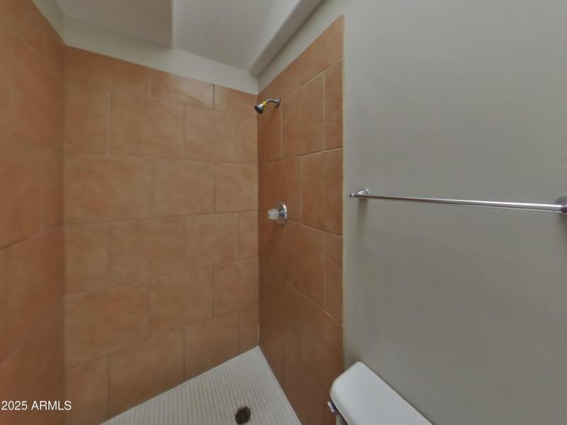 8_pc_yGvQ5OrOTx_1YWENBp8QO_layout_0