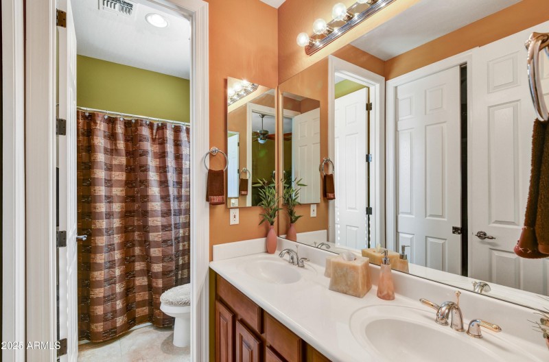 016_Jack & Jill Bath