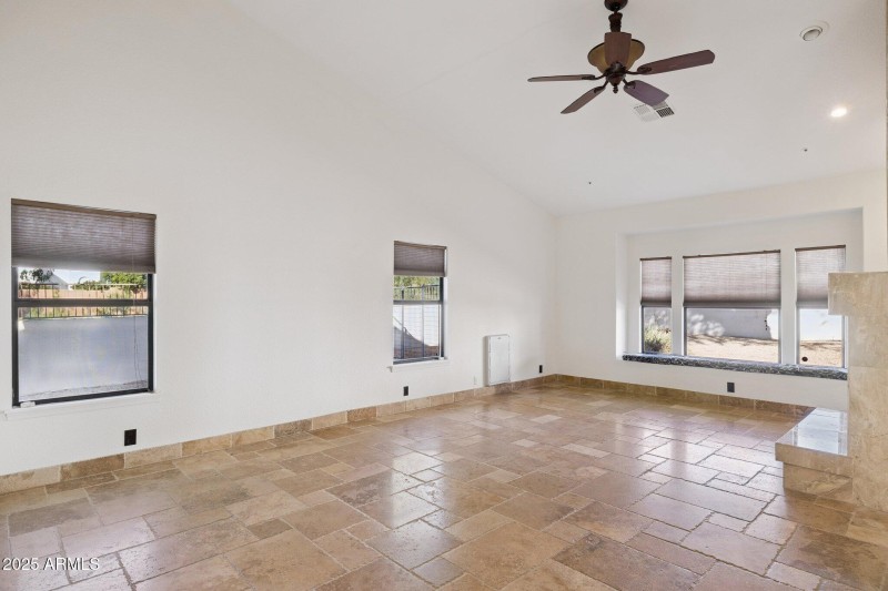 Spacious Primary Suite