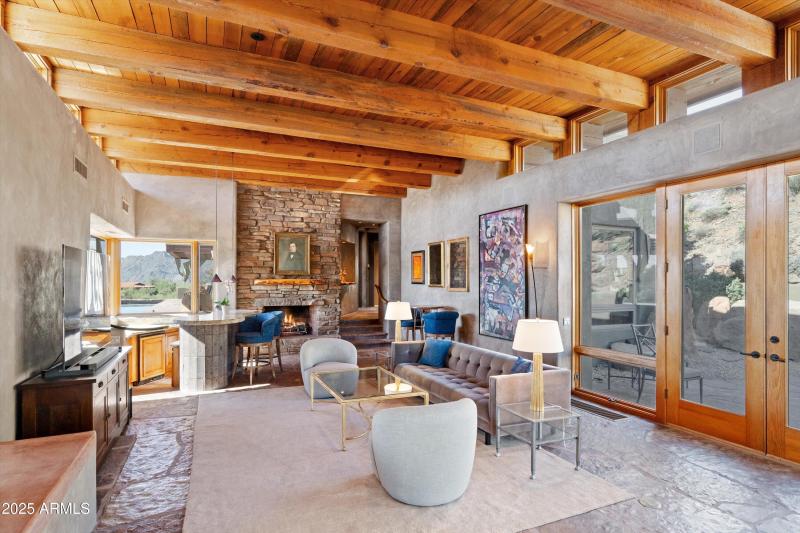 13-Formal Living and Bar Area