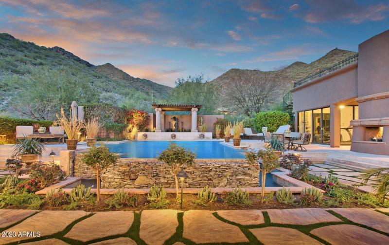 Award Winning Pool & Spa