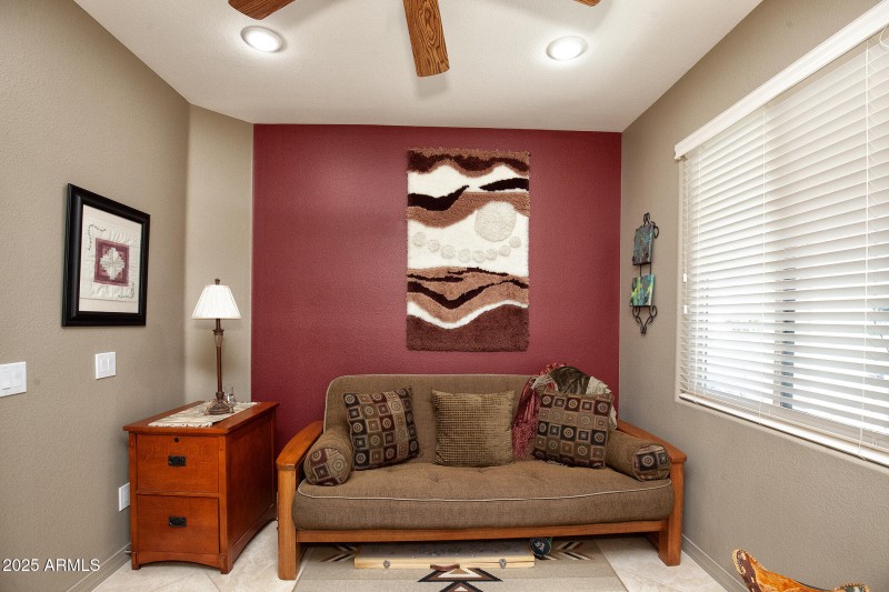 055_17738NPhoenicianDr