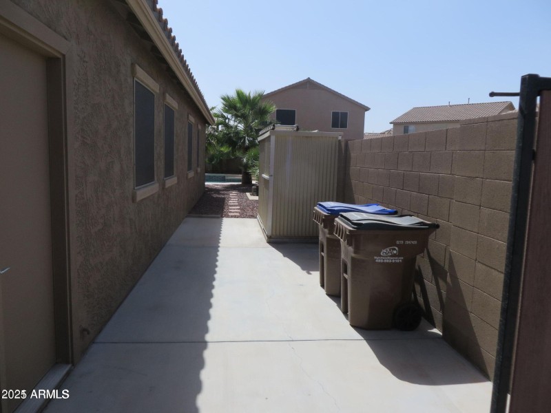 RV gate