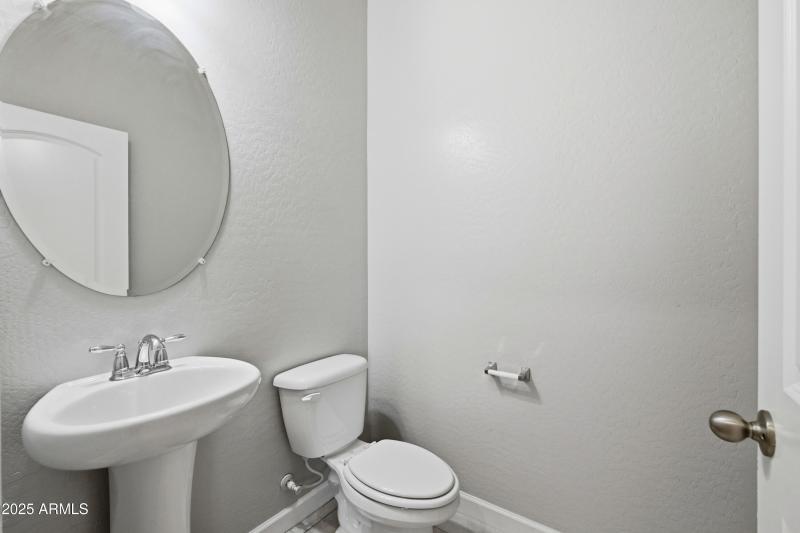 3m half bathroom