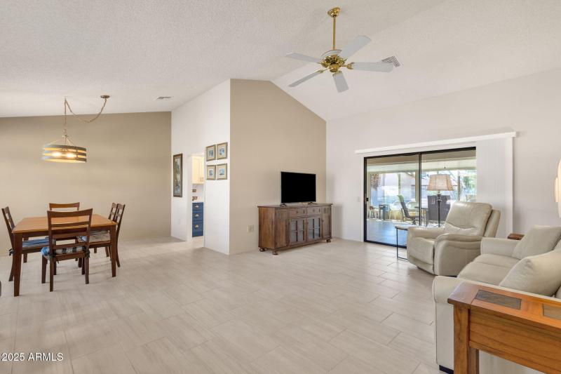 6-web-or-mls-14627-w-trading-post-dr