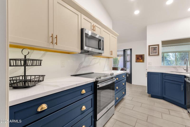 13-web-or-mls-14627-w-trading-post-dr